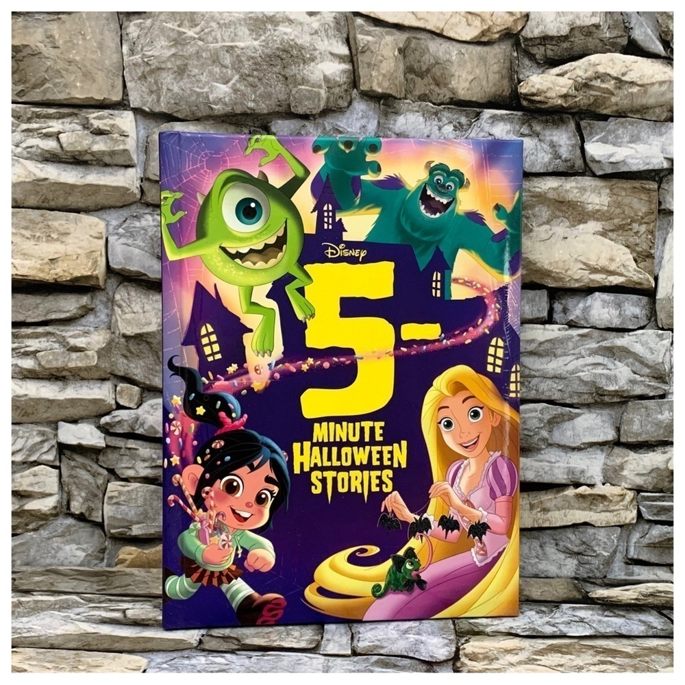 12 Spooky Stories Disney 5-Minute Halloween Treat Collection Large Book 2018 New